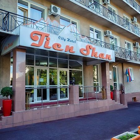 City Hotel Tien Shan Алматы Экстерьер фото